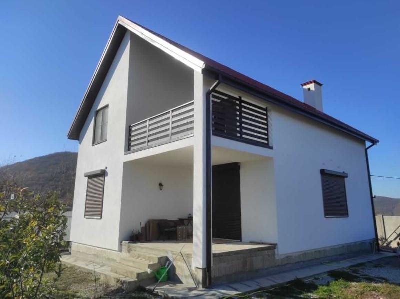 Балконное ограждение из металлопланкена